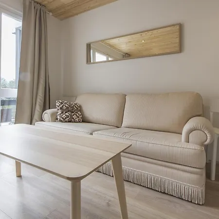 Aparthotel Les Periades - *