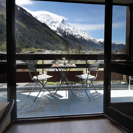 Aparthotel Les Periades - *